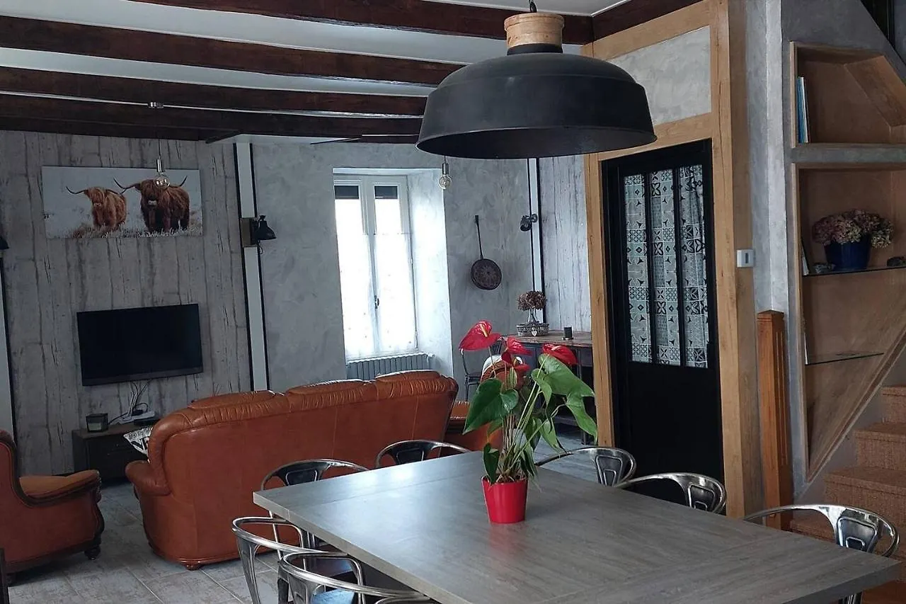 Holiday home Maison La Taissotine Leucamp