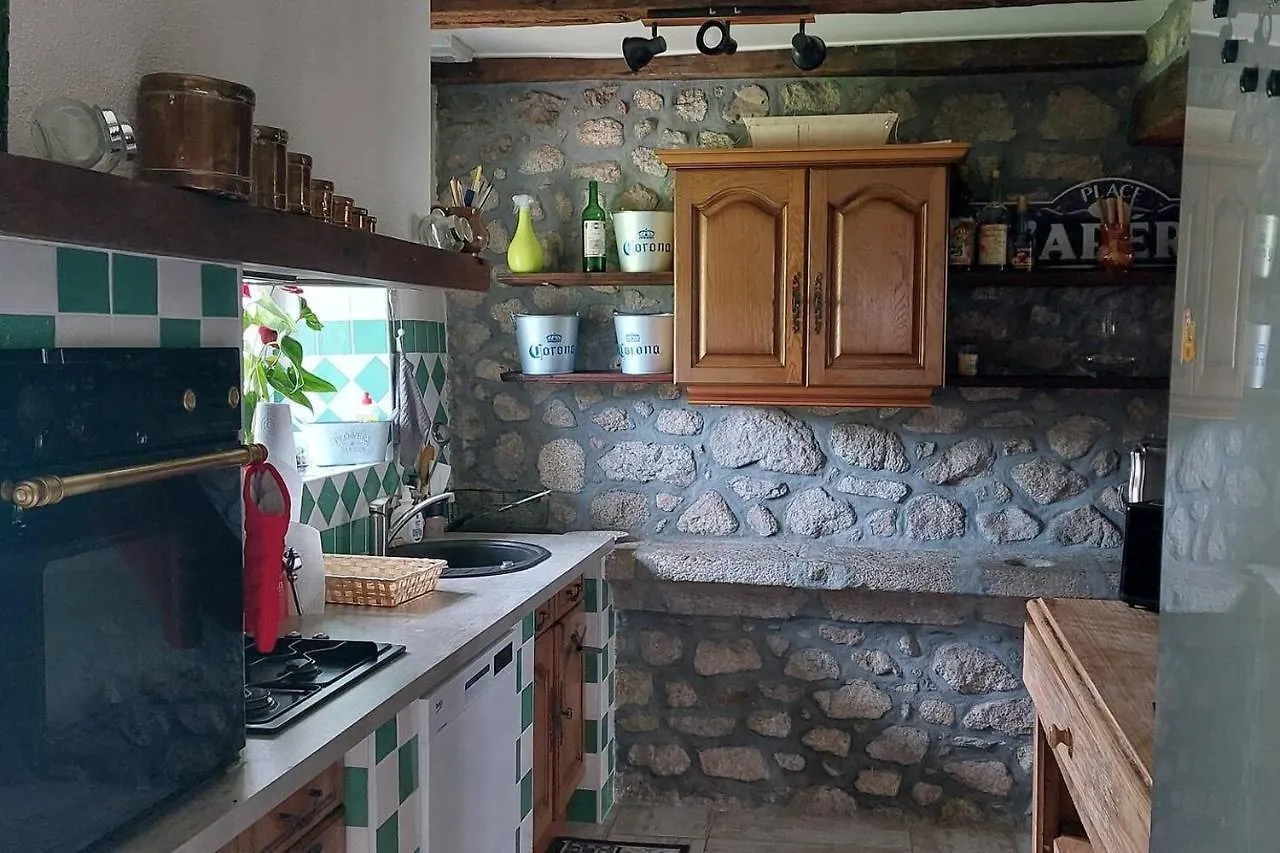 Maison La Taissotine Leucamp France